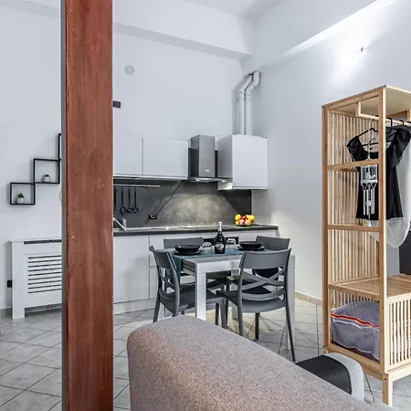 House Ladder Apartment Sesto San Giovanni Exterior photo