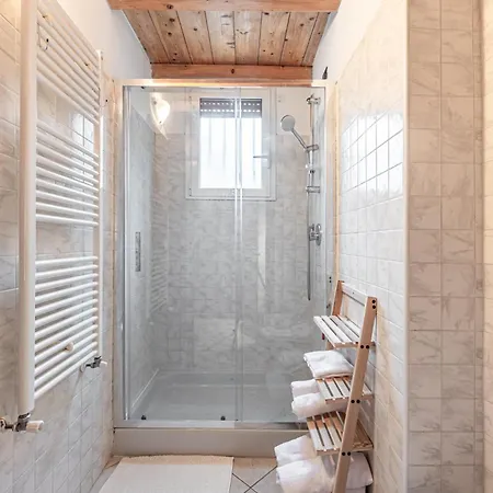House Ladder Apartment Sesto San Giovanni Exterior photo